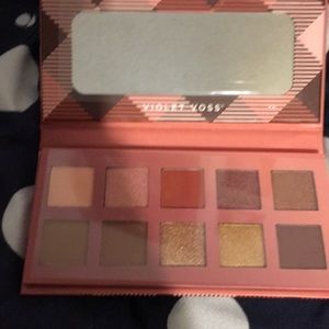 Violet Voss eyeshadow palette